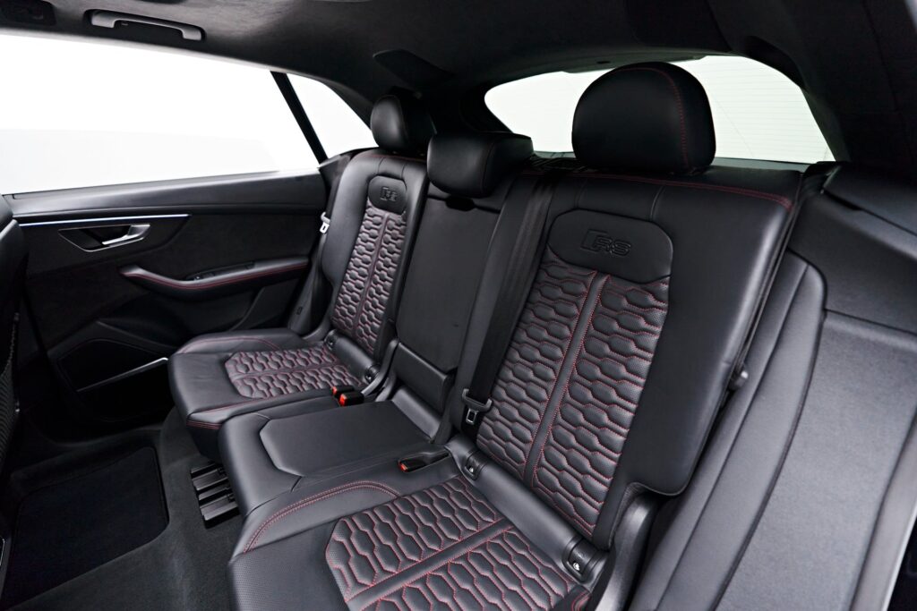 audi-rsq8-6